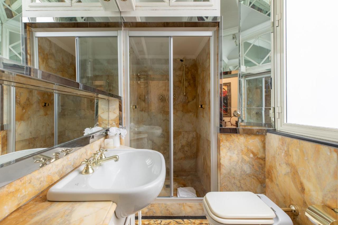 Iflat Spanish Steps Luxury And Historical Apt