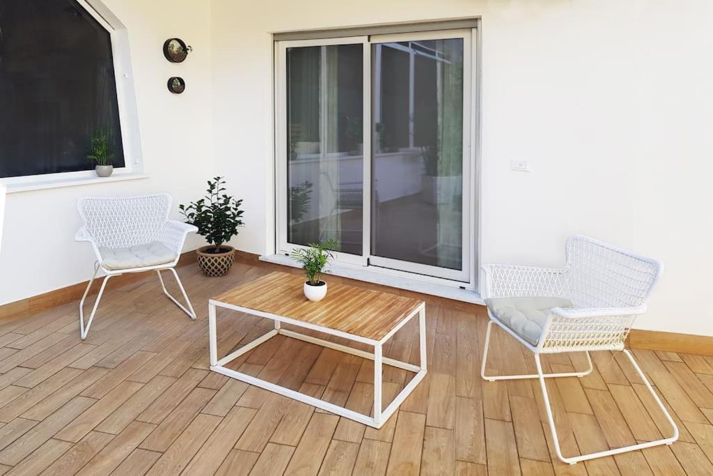 Apartment G&g Garden - Con Ampio Terrazzo Esterno By Followgreenhouserome