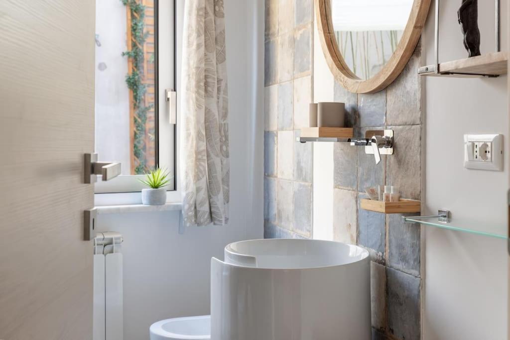Apartment G&g Garden - Con Ampio Terrazzo Esterno By Followgreenhouserome *