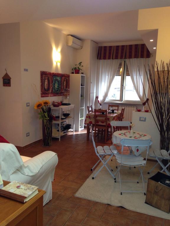 Casa Degli Ubaldi Acomodação com café da manhã  *