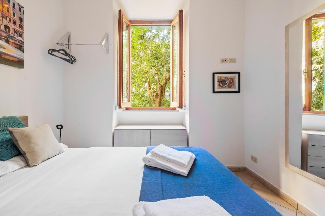 Apartment Vivy Vatican House By Halldis Rome