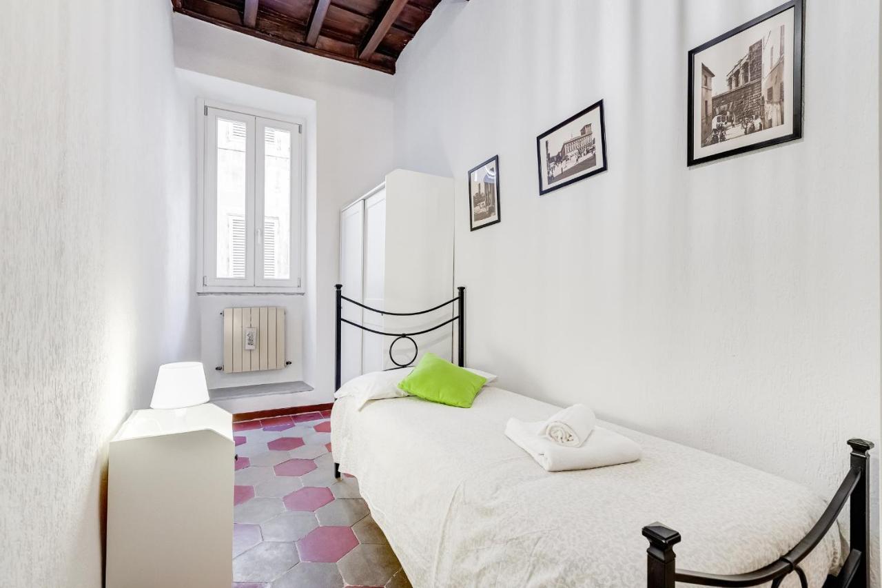 Spanish Steps Spacious Apartment Rome