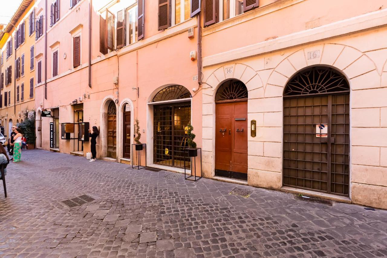Spanish Steps Spacious Apartment Rome