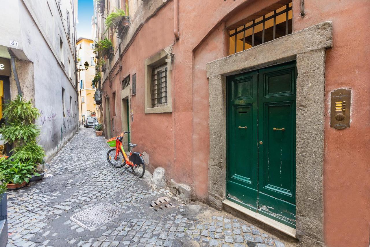 Cancelleria Apartment-rental In Apartment Rome