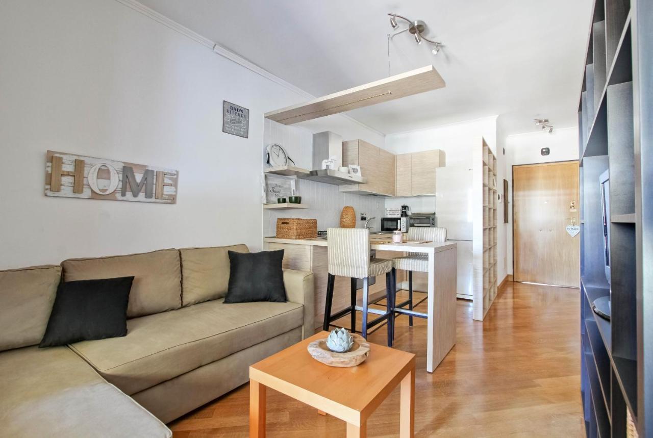 Cozy Terrace Close To Eataly And Metro Piramide Apartment