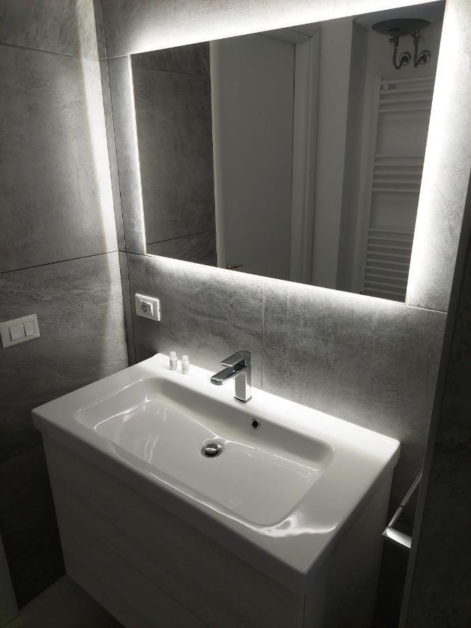 Apartment Conte Rosso Rome