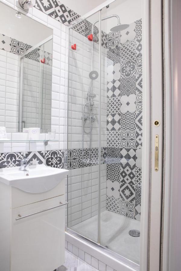 Candia Vatican Suites 2*