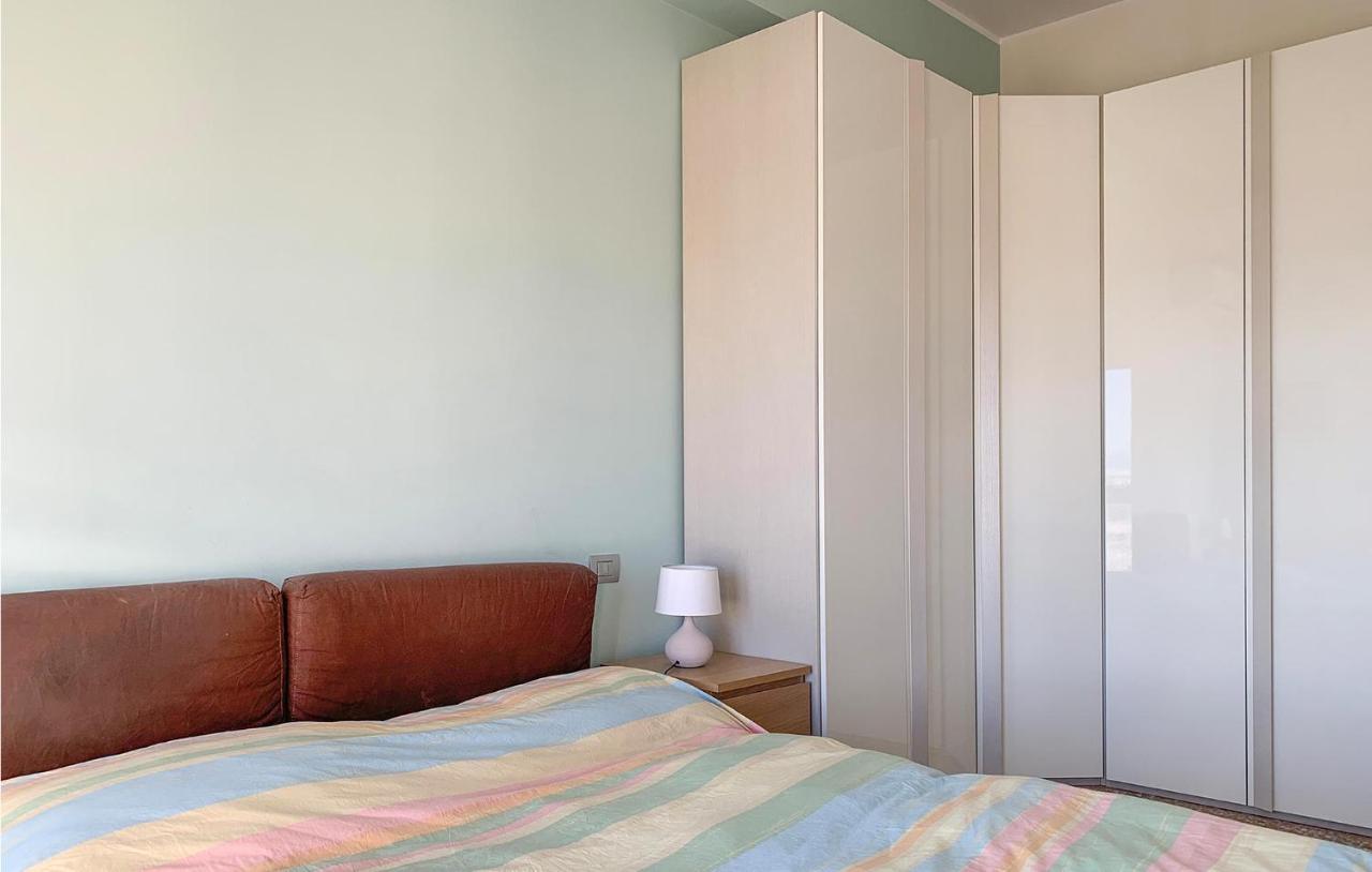 Stunning In With 1 Bedrooms And Wifi Apartment