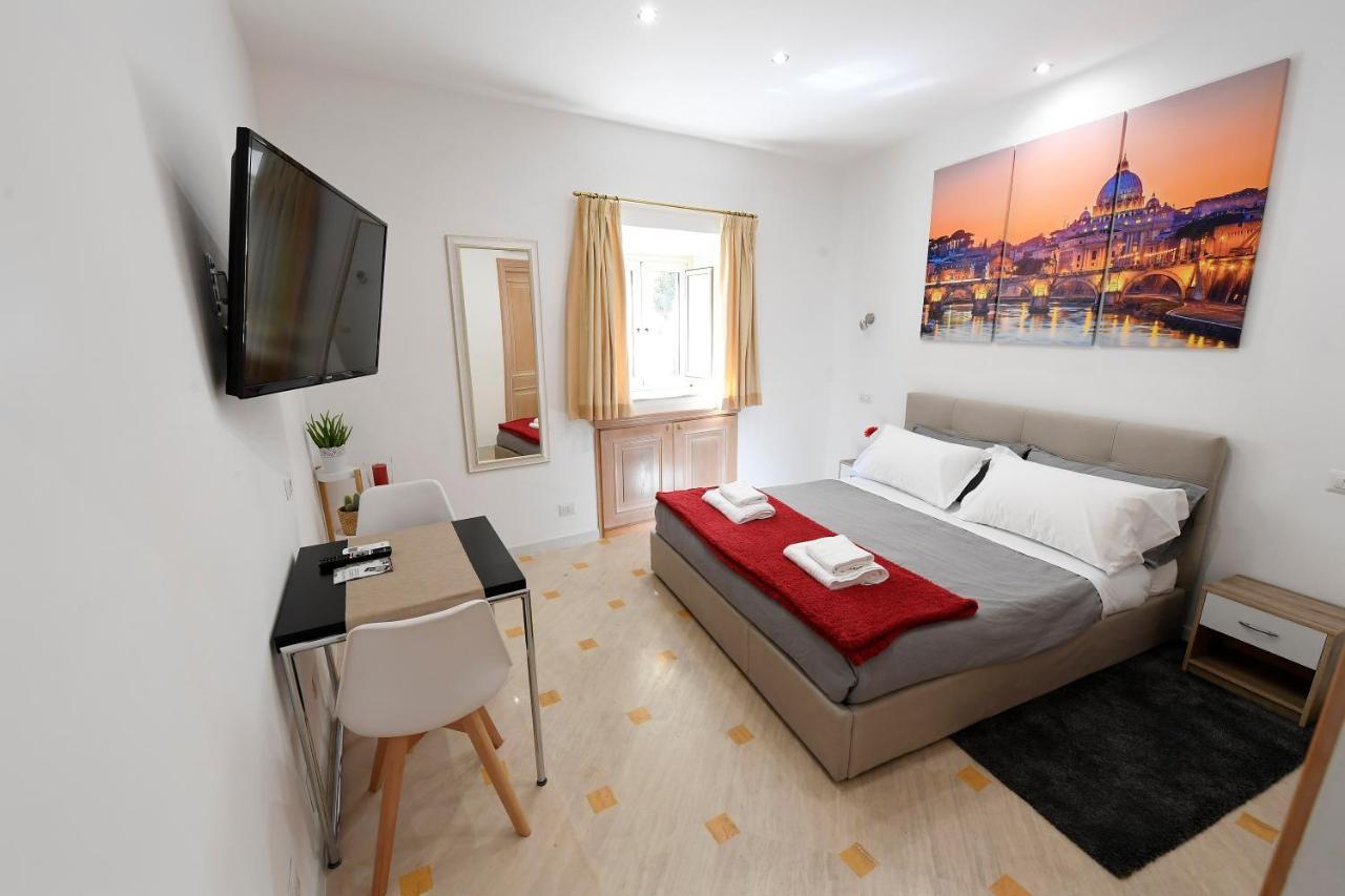 Apartment La Casa Degli Osti 2 - Piazza Navona Rome
