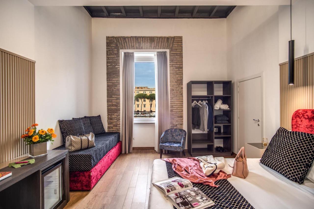 Little Queen Rooms Rome
