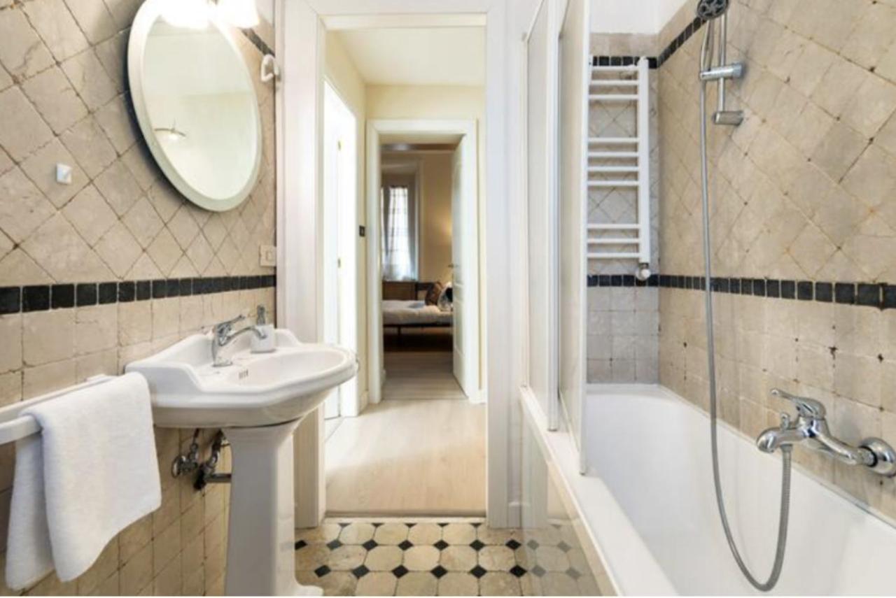 Sunny Flat In Elegant Building Close To Colosseum * Rome