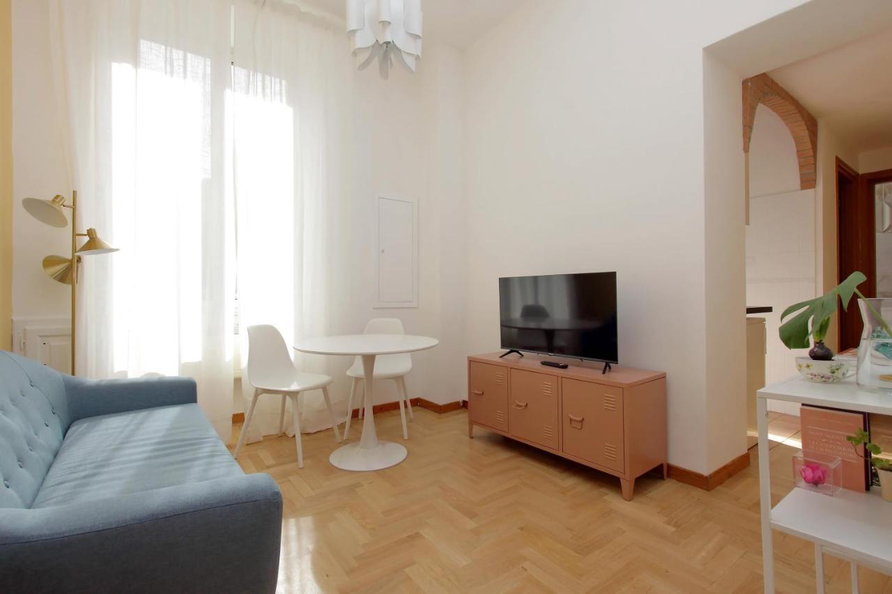 Take Me - Forum Apartment Rome