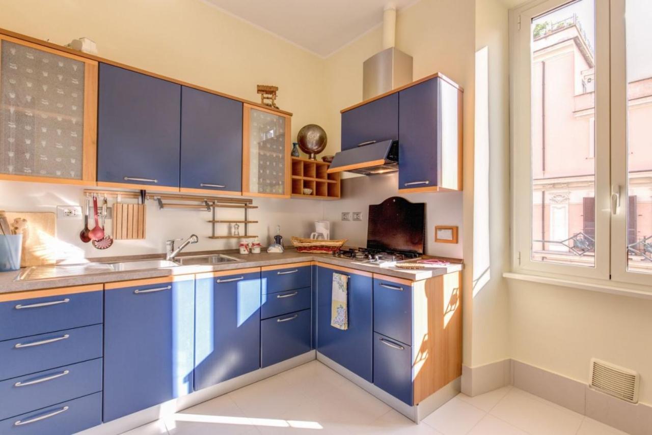 Appartement Lovely 4-bedroom 30m Sangiovanni Metro