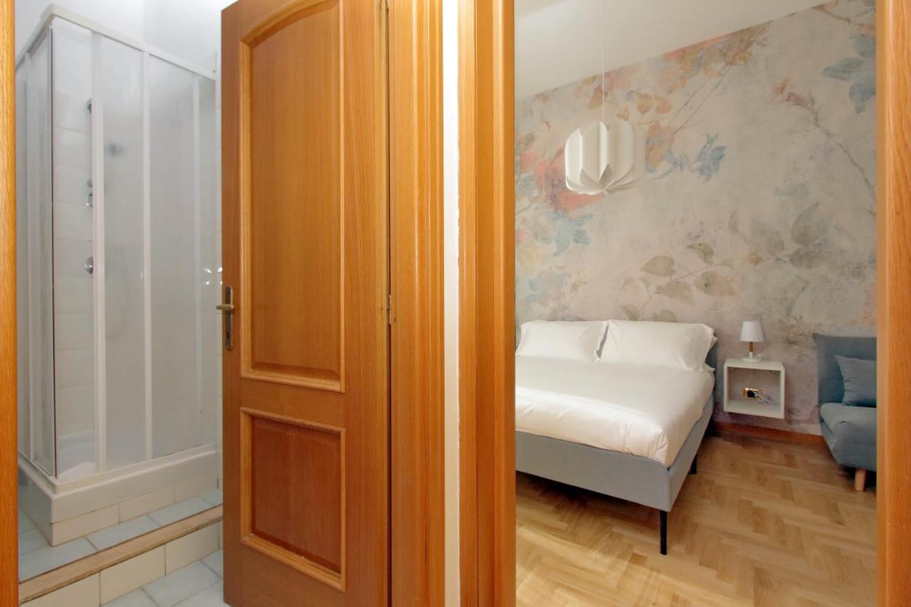 Take Me - Forum Apartment