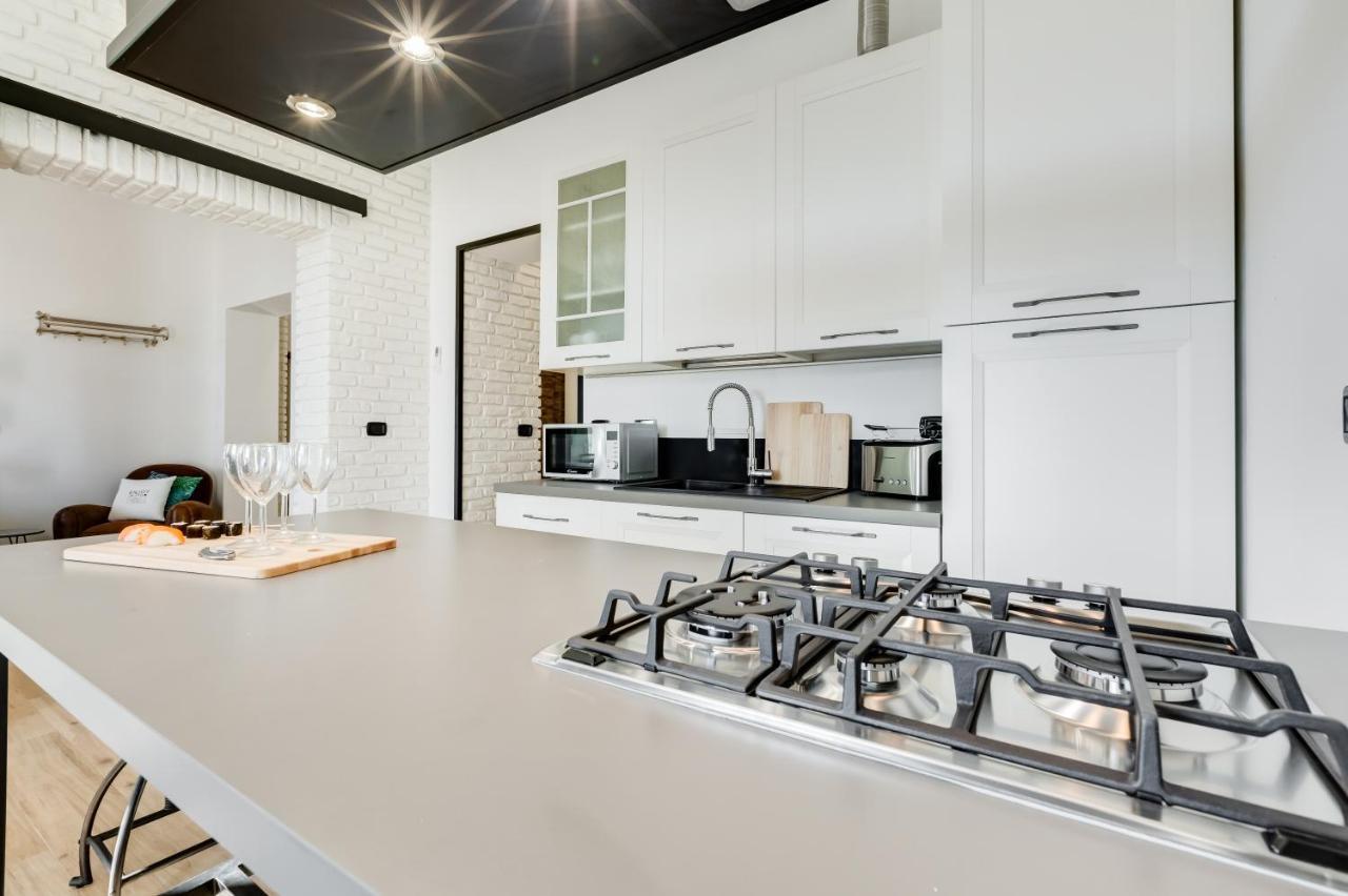 Bmga L Glam Industrial 3-bed In Termini * Rome