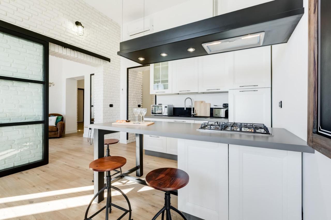 Bmga L Glam Industrial 3-bed In Termini * Rome