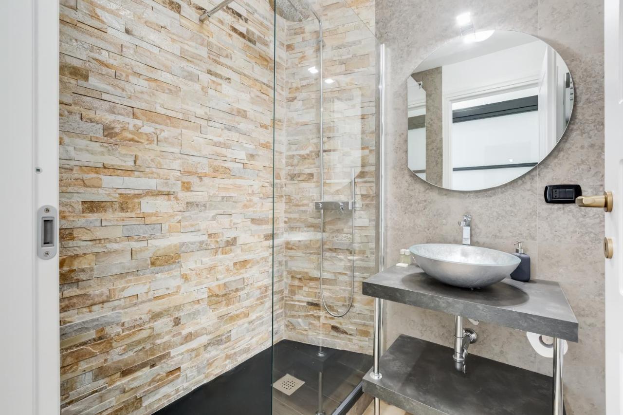 Bmga L Glam Industrial 3-bed In Termini *