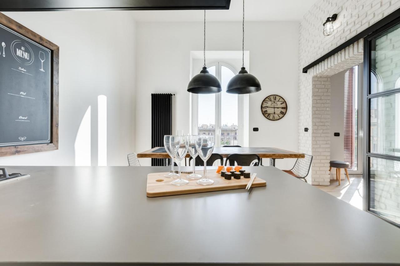 Bmga L Glam Industrial 3-bed In Termini Apartment