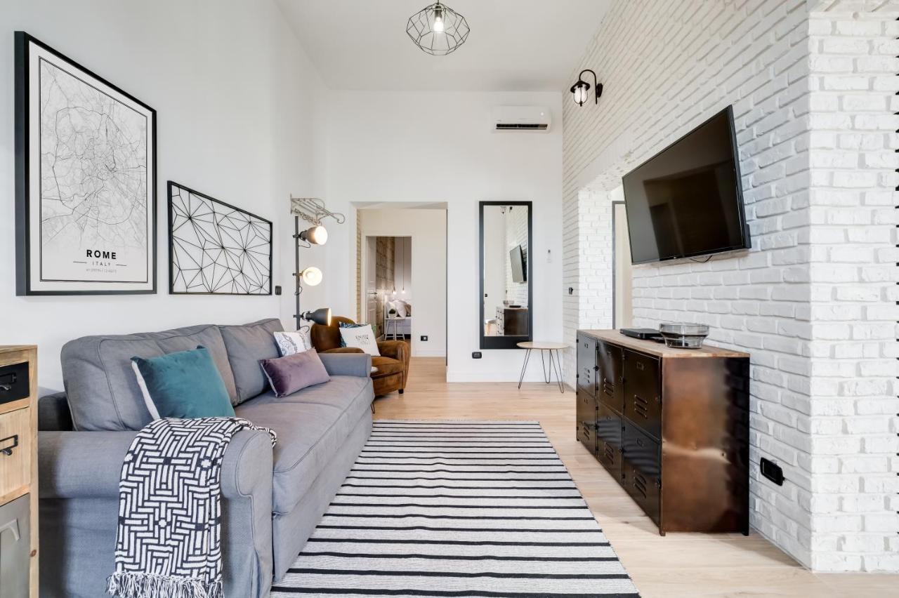 Bmga L Glam Industrial 3-bed In Termini