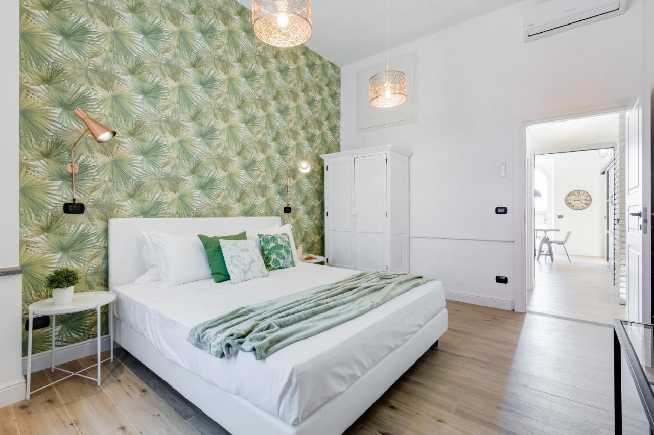 Bmga L Glam Industrial 3-bed In Termini Apartment