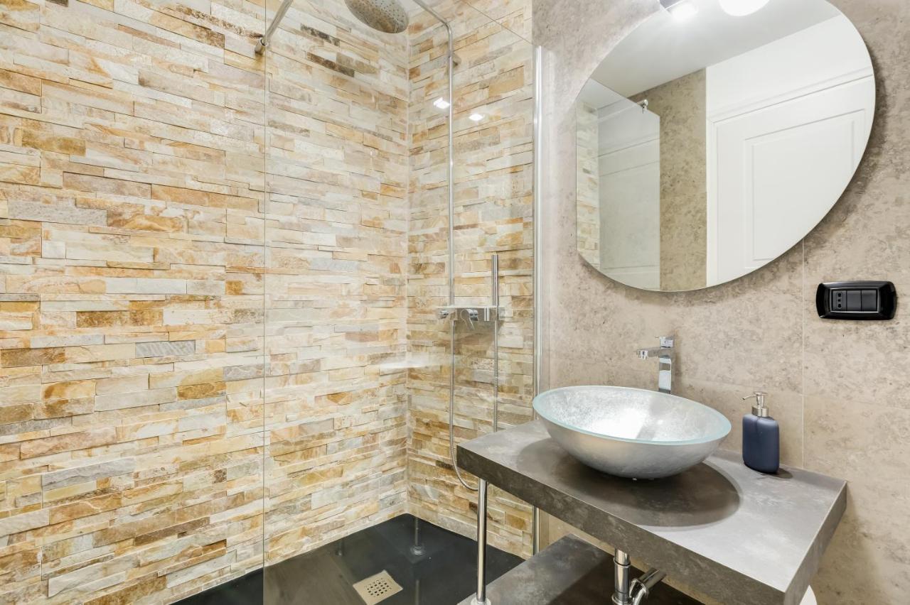 Bmga L Glam Industrial 3-bed In Termini Rome