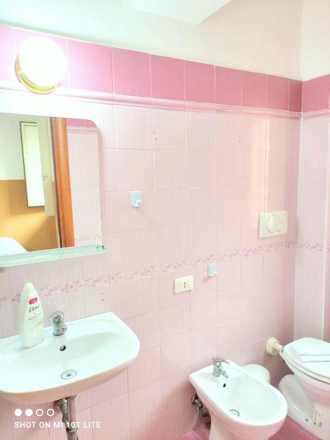 Guest house Now Rome-address Via Palestro,56- Breakfast Included Rome