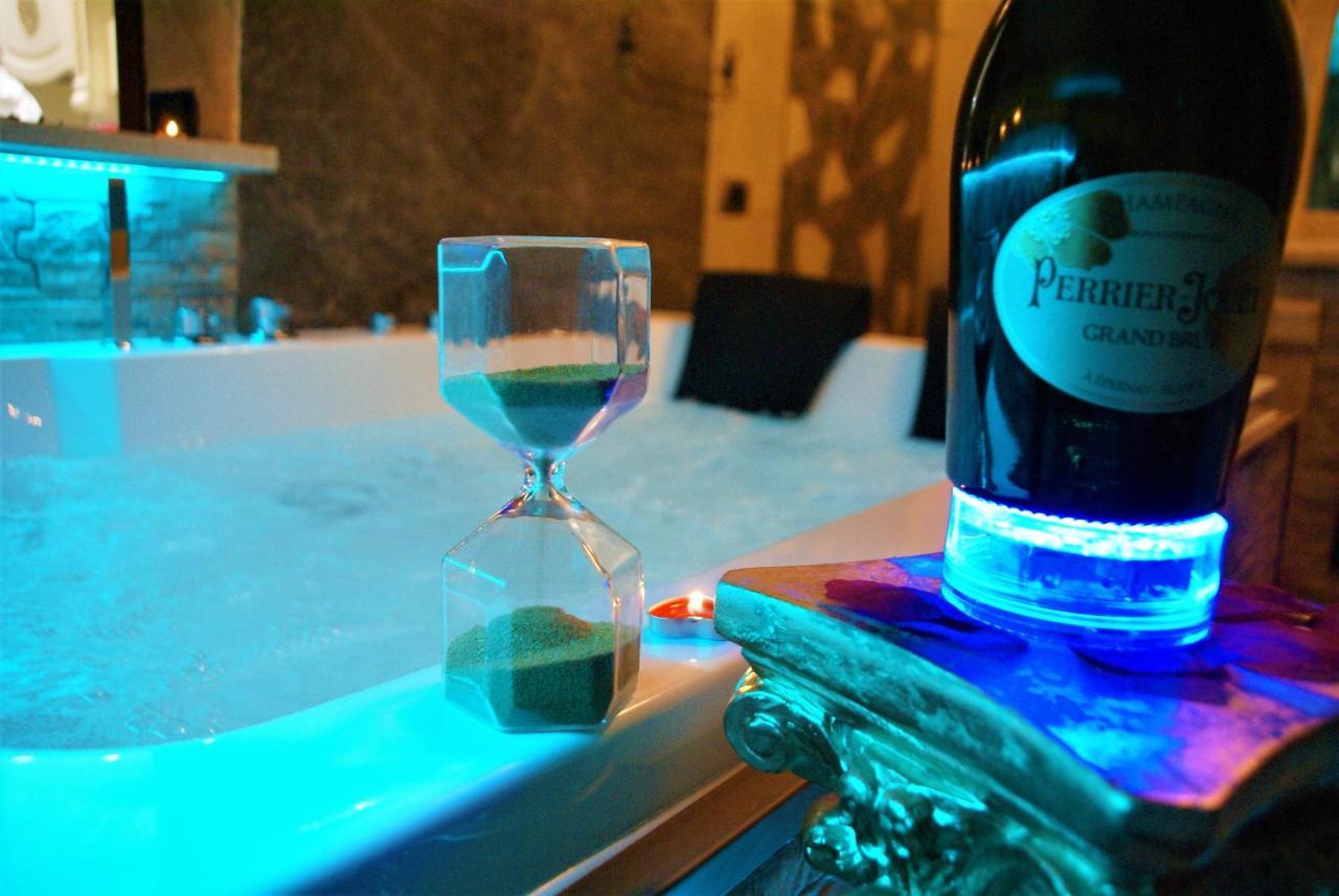 Gold Luxury Apartment Rome
