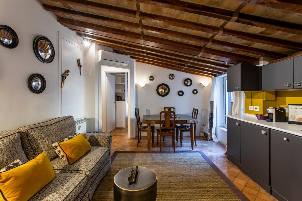 Apartment Frattina *