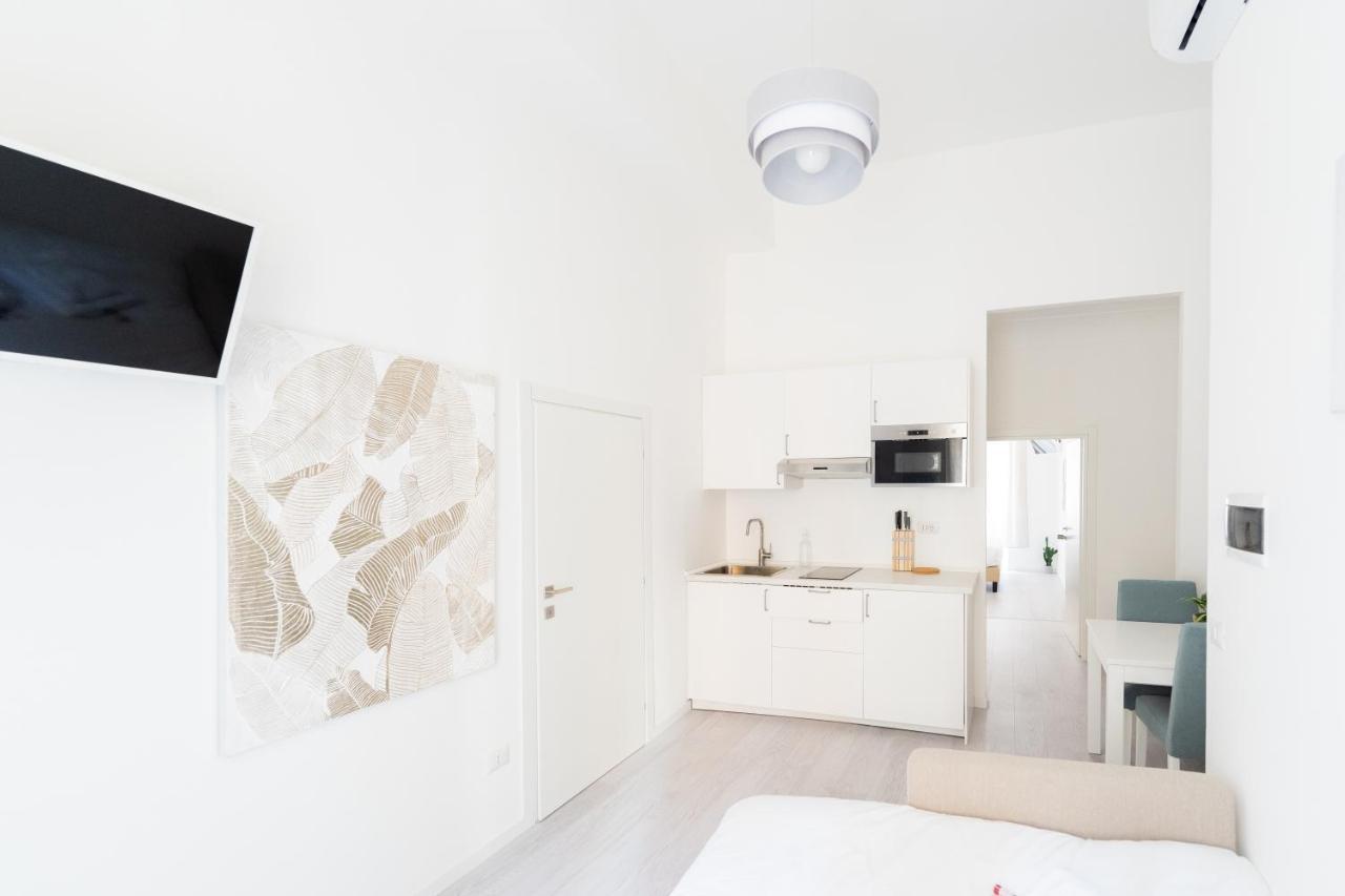 White Gioberti Apartment Rome