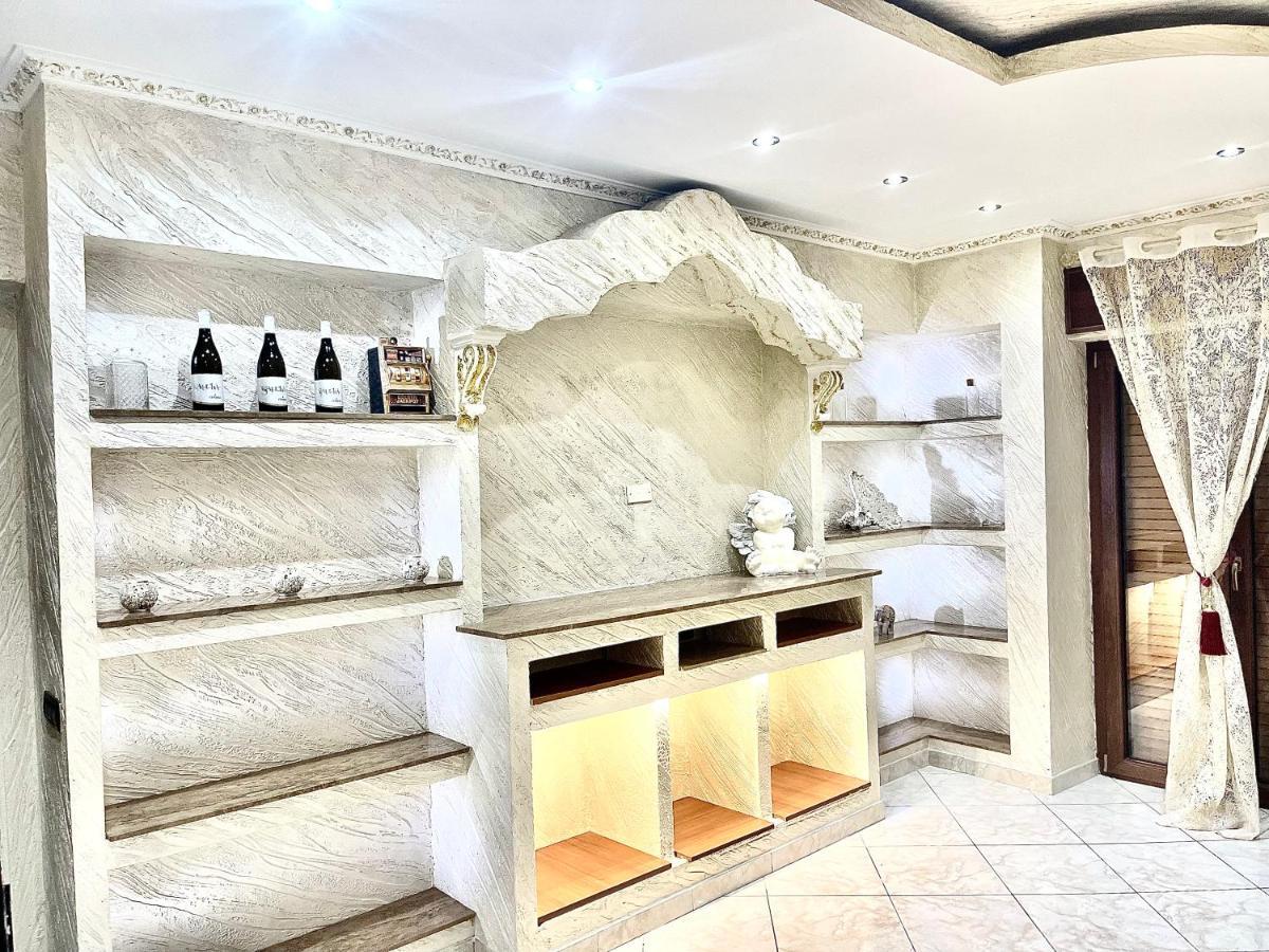 Gold Luxury *
