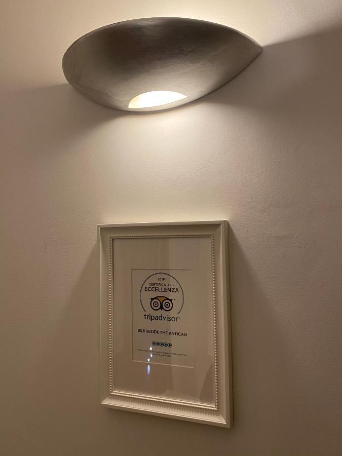 Beside The Vatican Couette-café 5*
