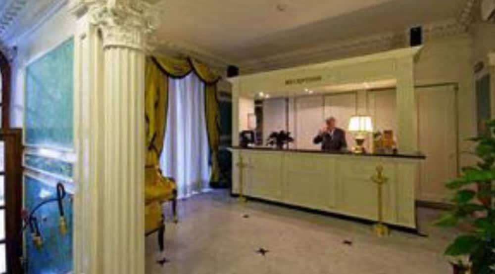 Virgilio Hotel 3*