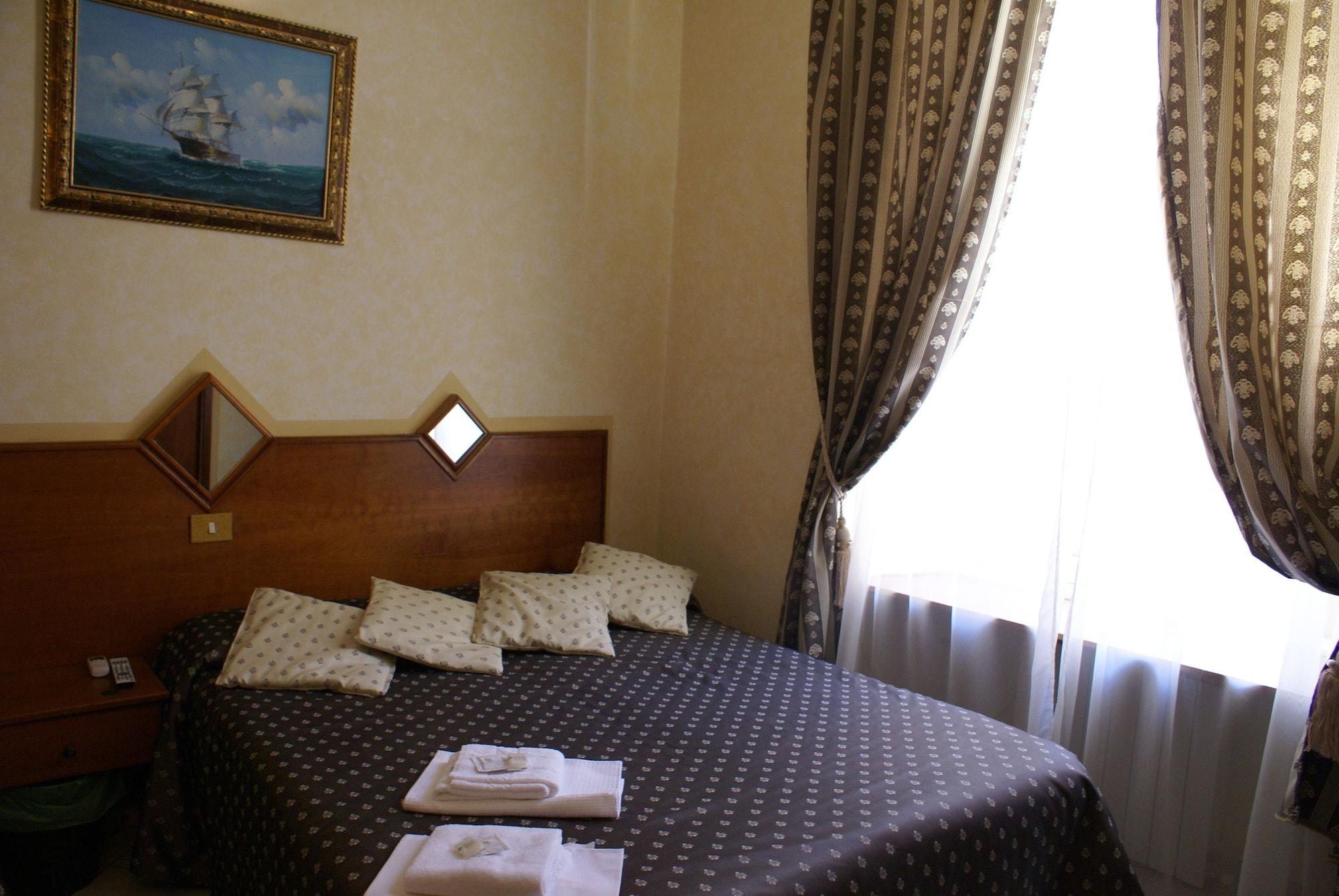 Hotel Farini Roma