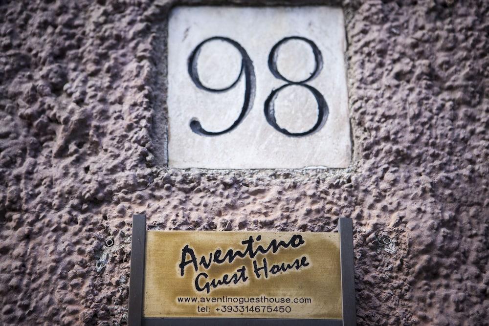 Bed & Breakfast Aventino 2*