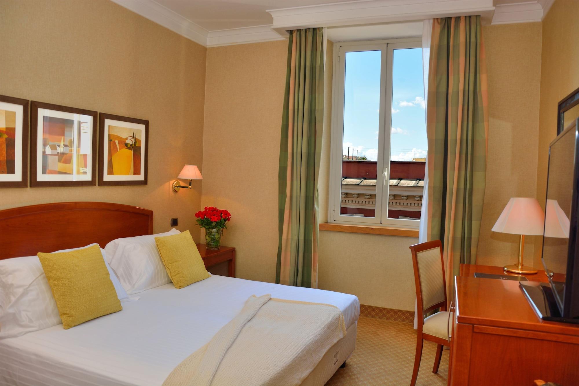 Lh Lloyd 3* Rome