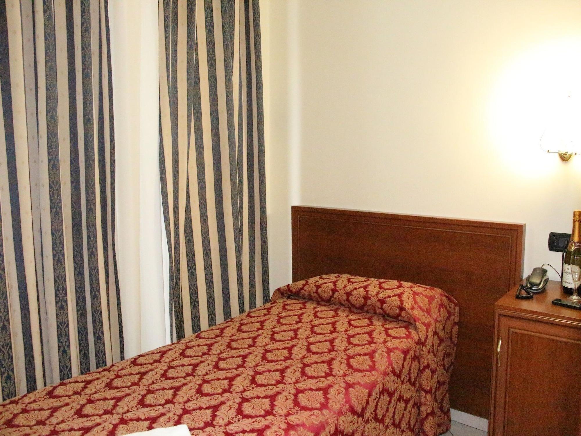Hotel Mirage