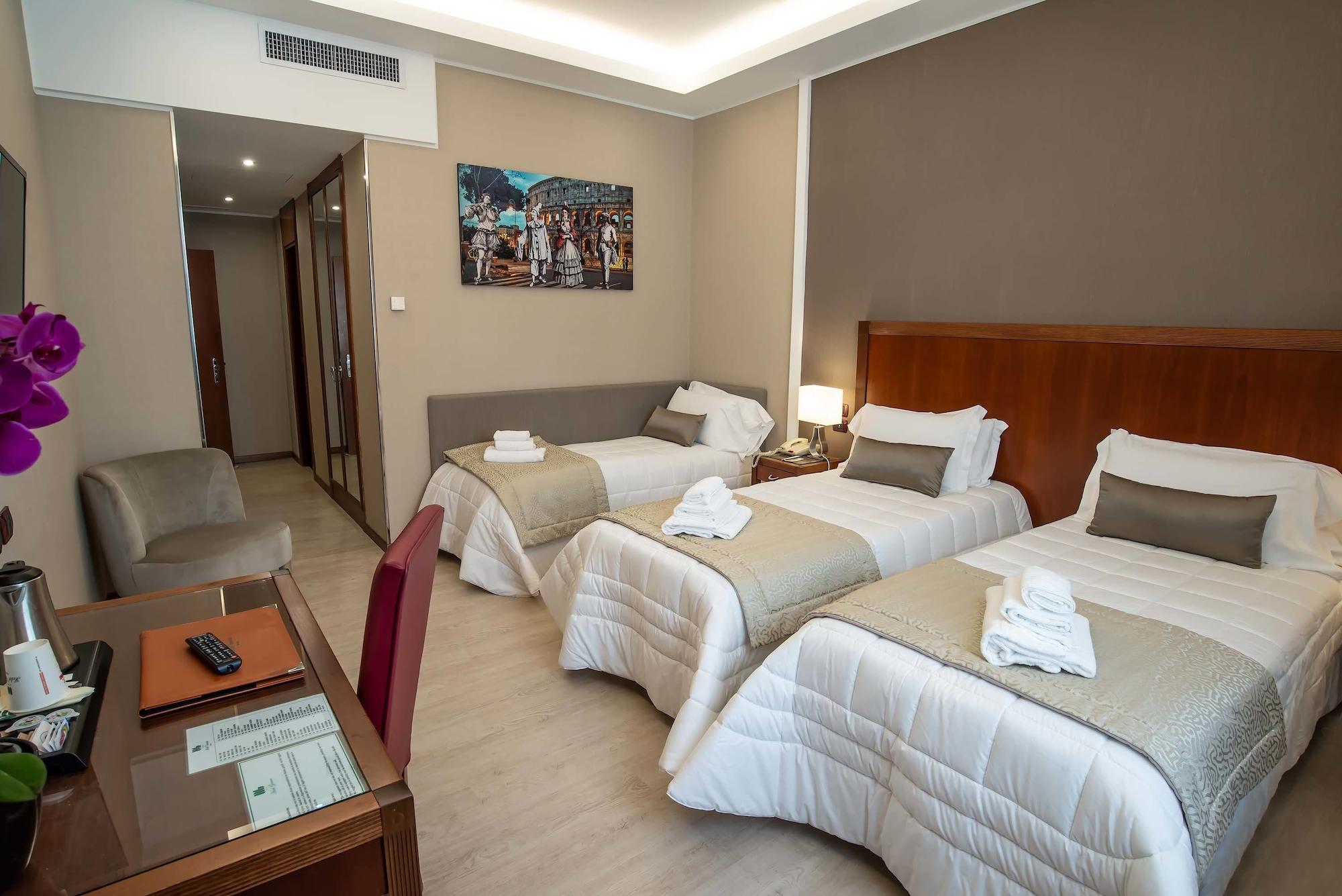 Genova Hotel 4*