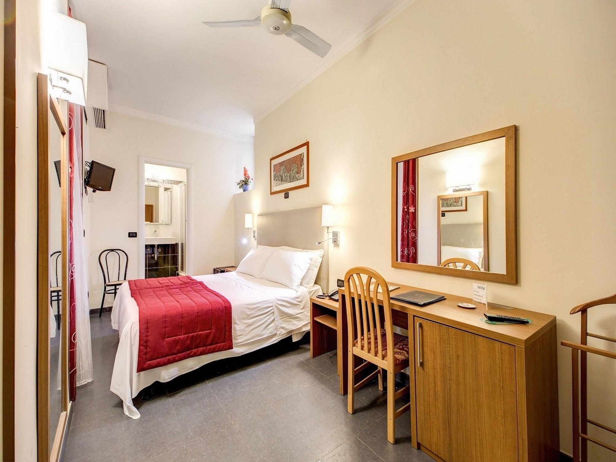 Giotto Flavia Hotel