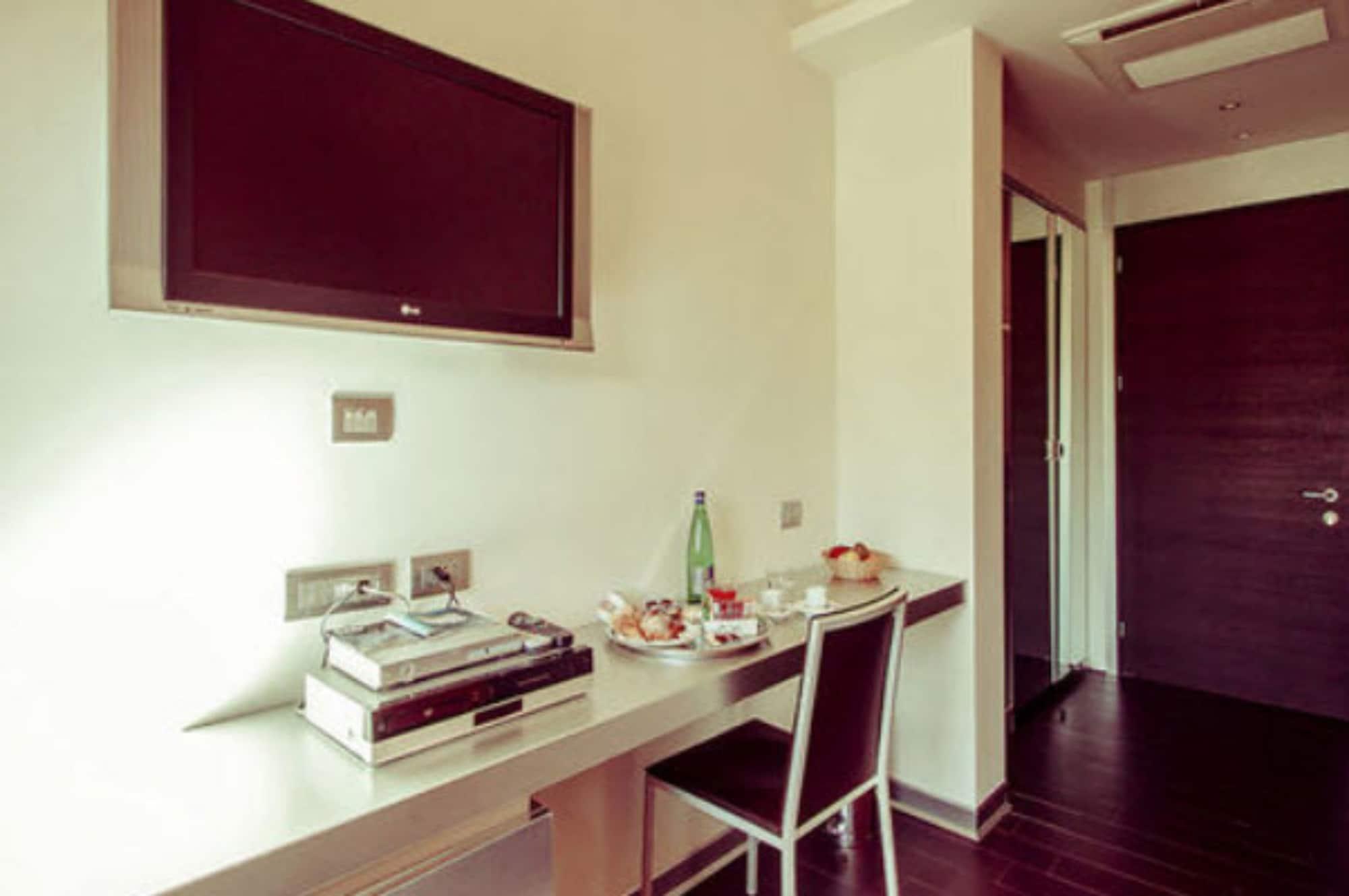All Ways Garden & Leisure 4*