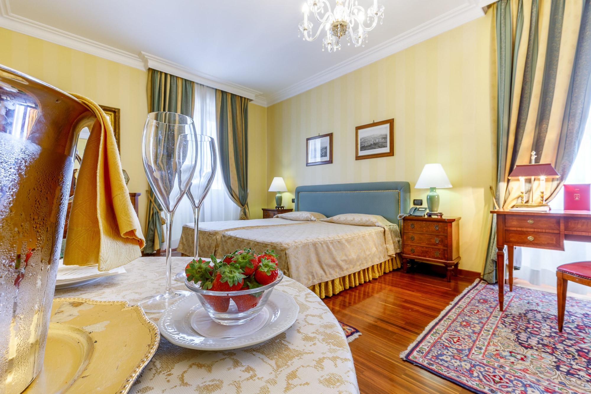 Hotel Residenza Paolo Vi 4*