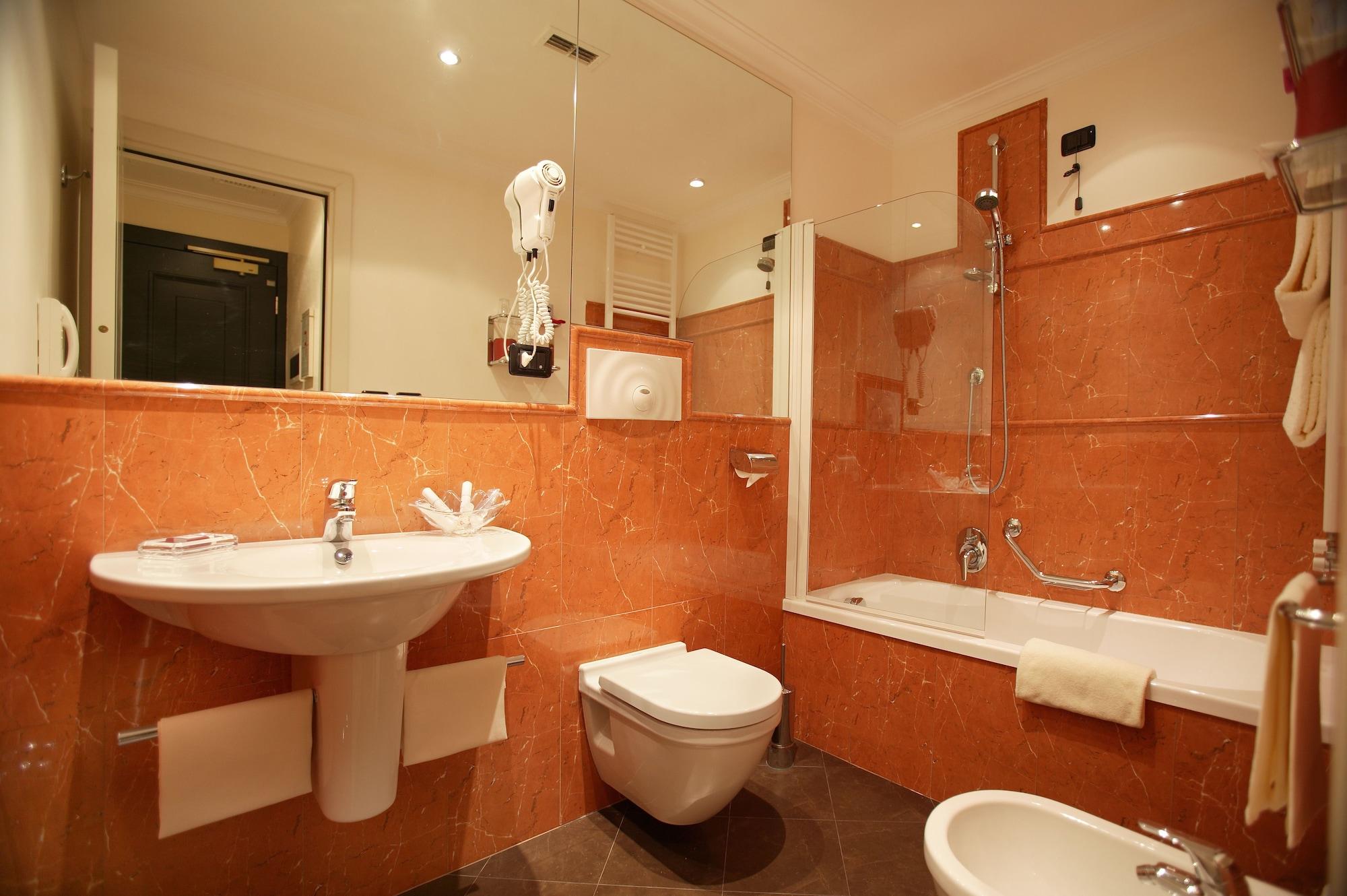 Gregoriana Hotel 3*