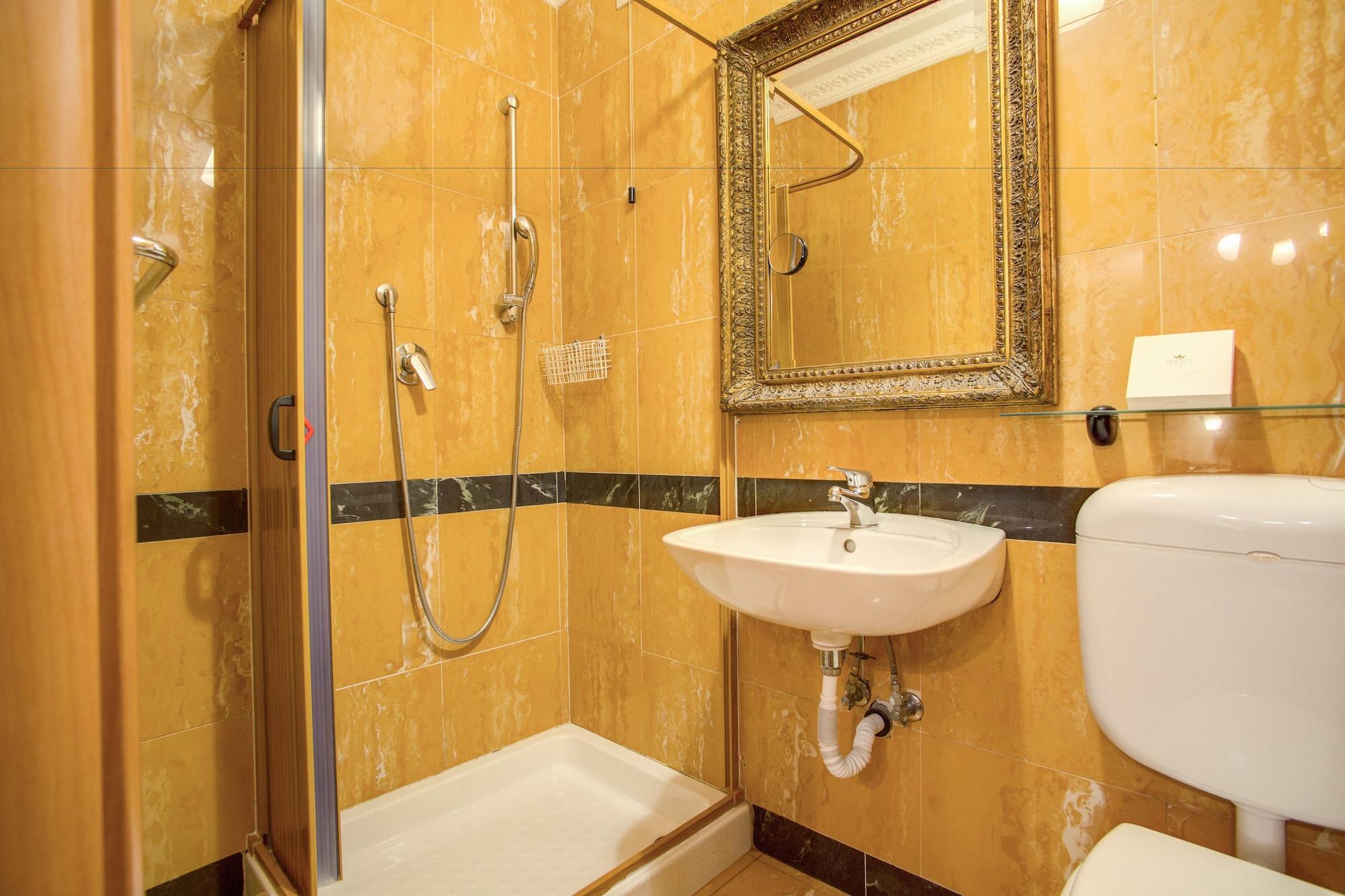 Caravaggio Hotel
