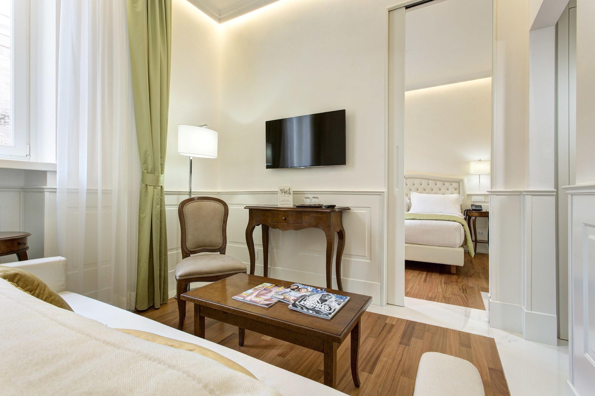 Degli Artisti Hotel 4*