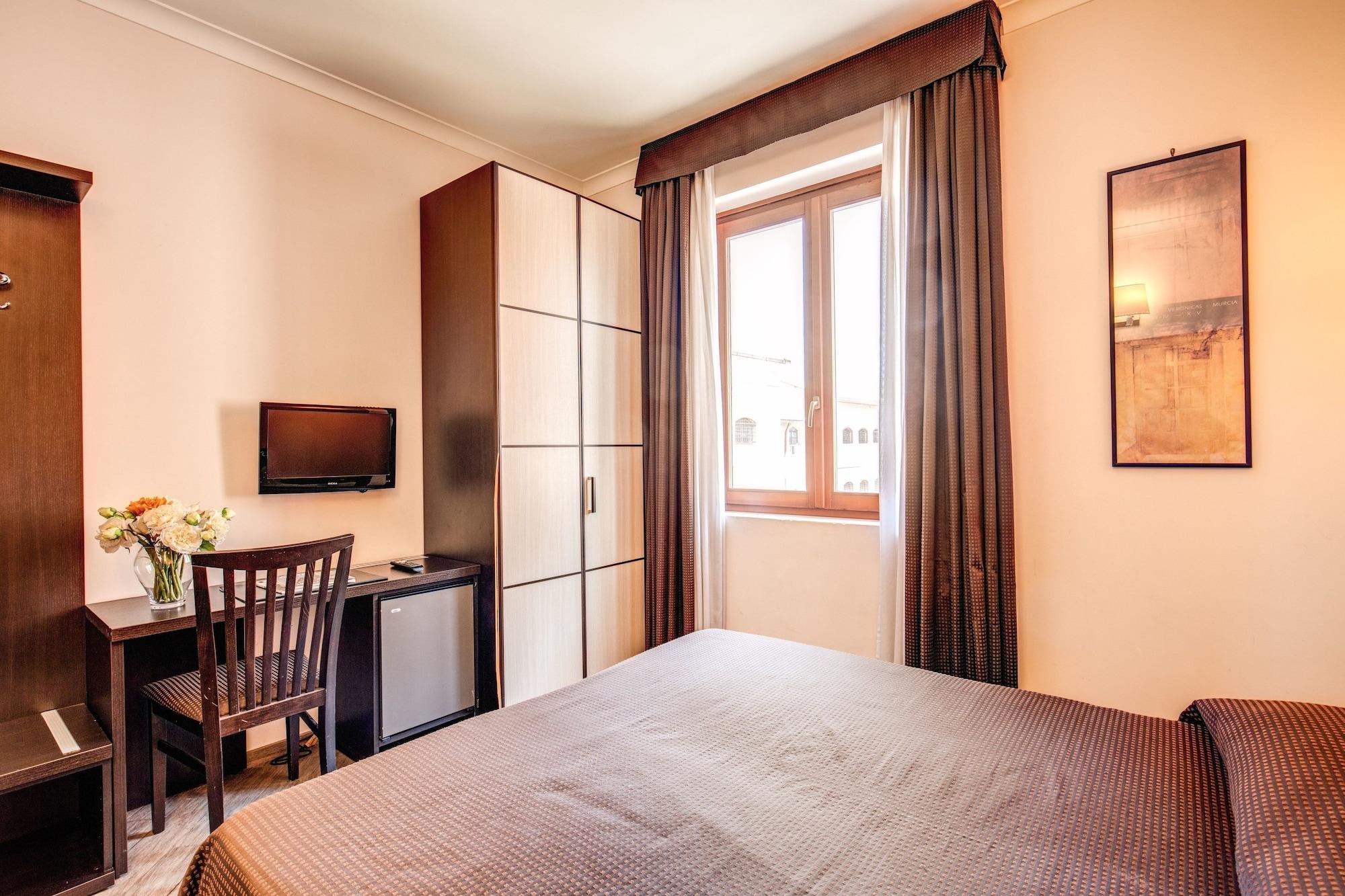 Tiburtina Metro Hotel 3*