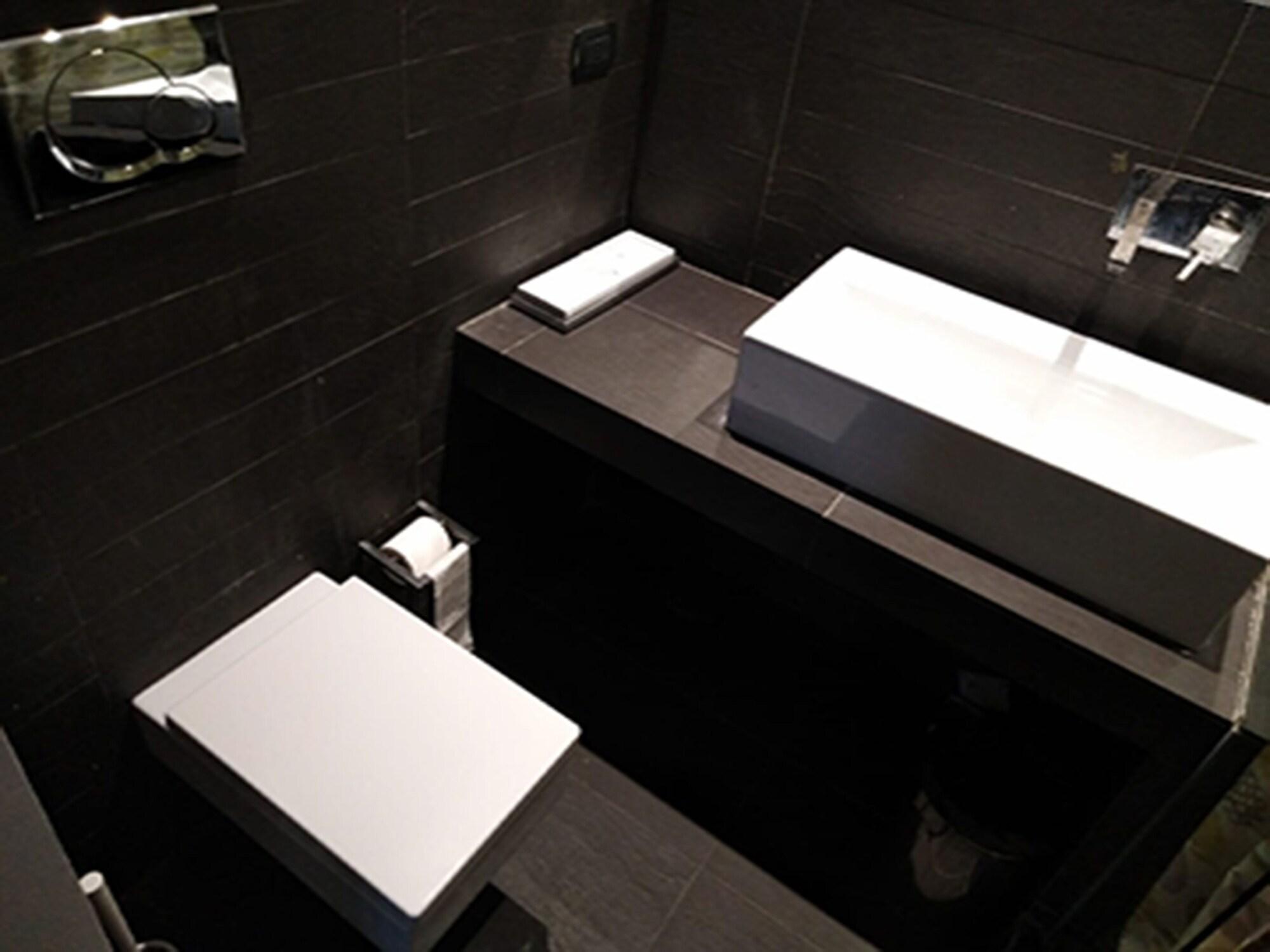 M&j Place Ostello