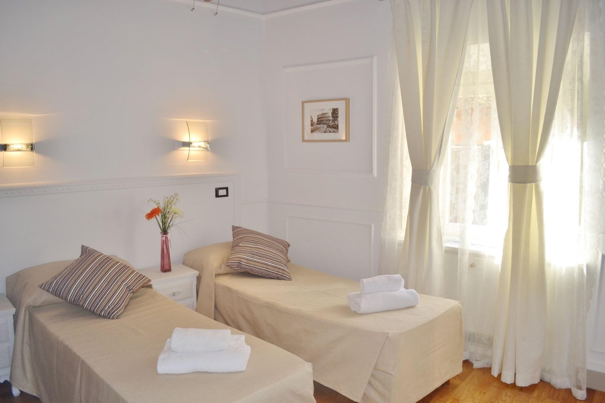 Domus Ester Guest house 2*