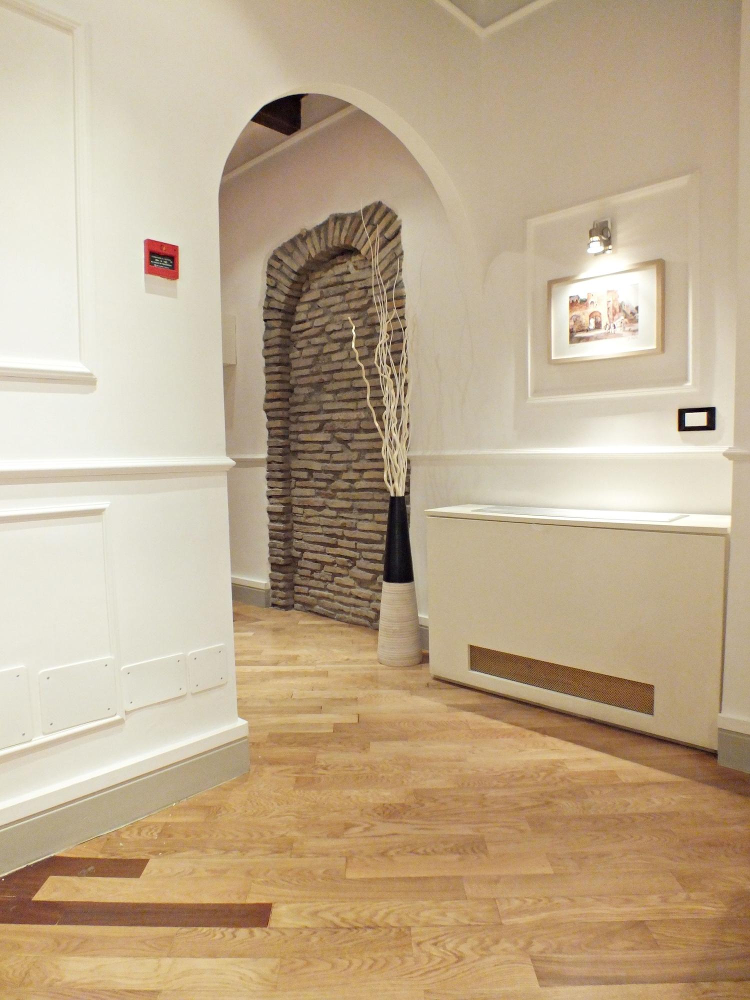 Domus Ester Rome
