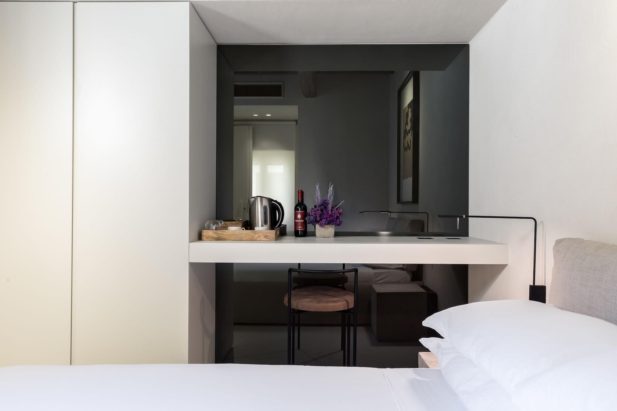 Scenario Hotel 4*