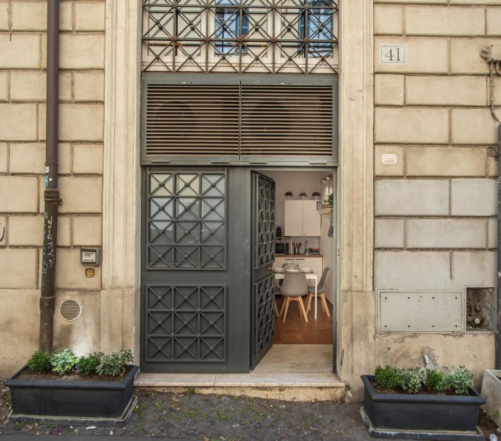 Colosseum Royal Apartment