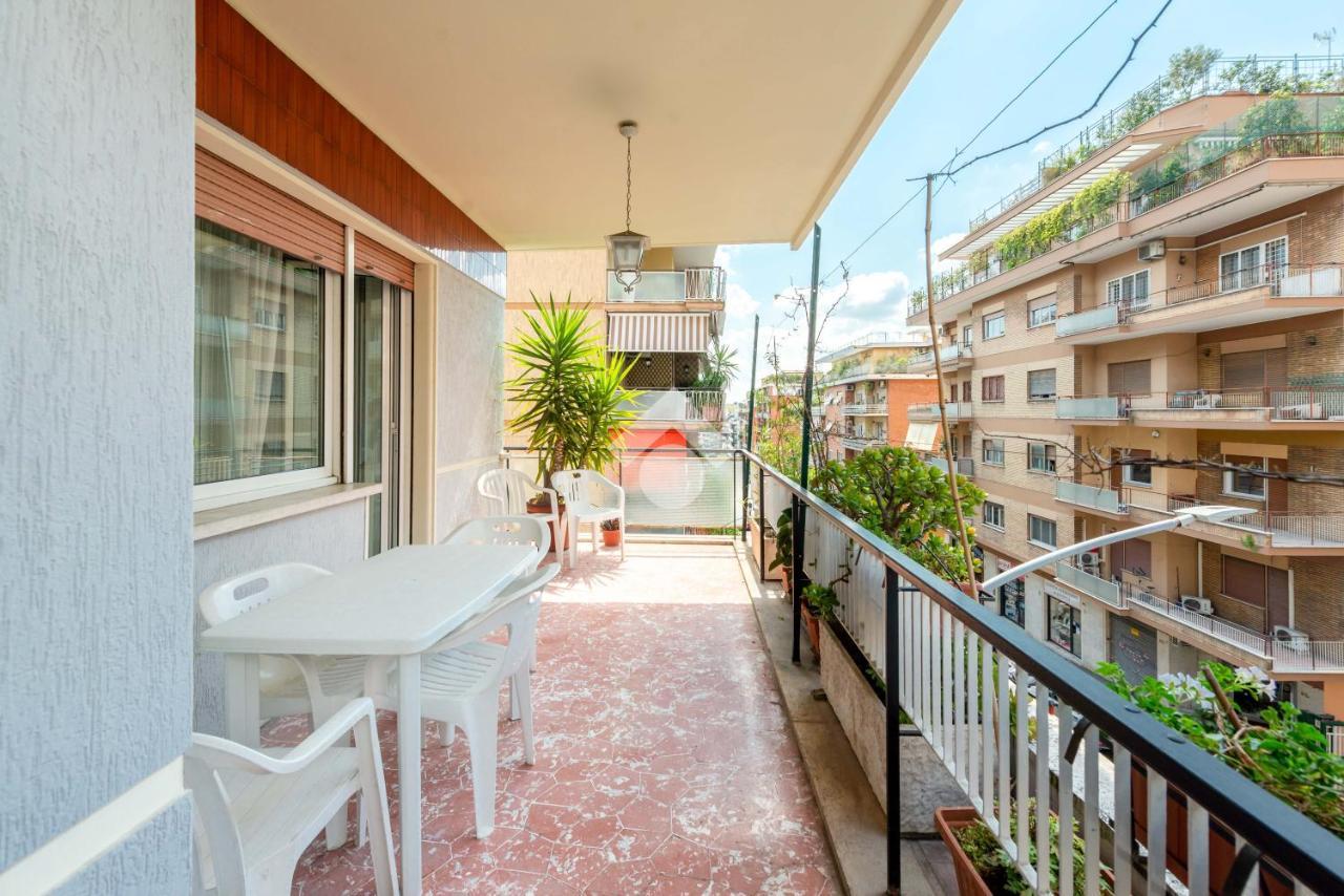 Vatican De Carolis Terrace Apartment *